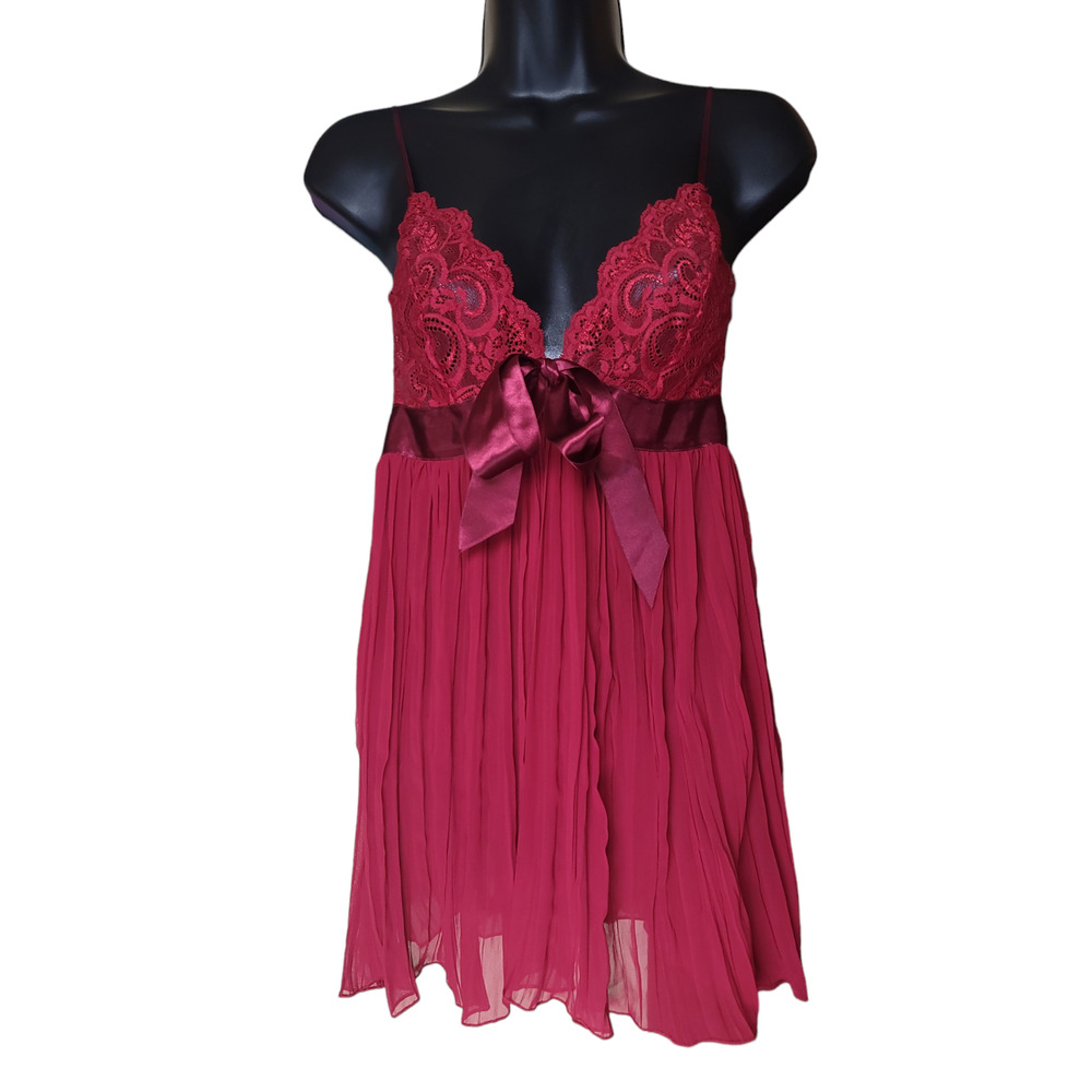 Victoria Secret Medium Red Lace Satin Bow Chemise Babydoll Nightgown Pleated‎